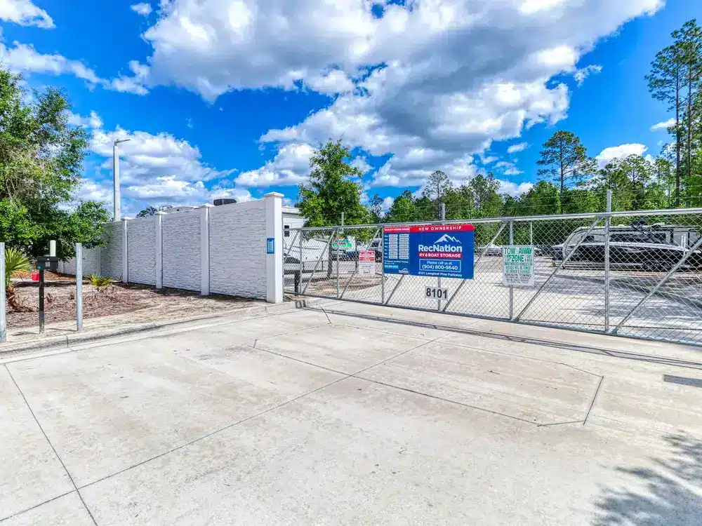 IMG_0105_35 Mechanic Workshop For Rent Jacksonville, Jacksonville, Florida