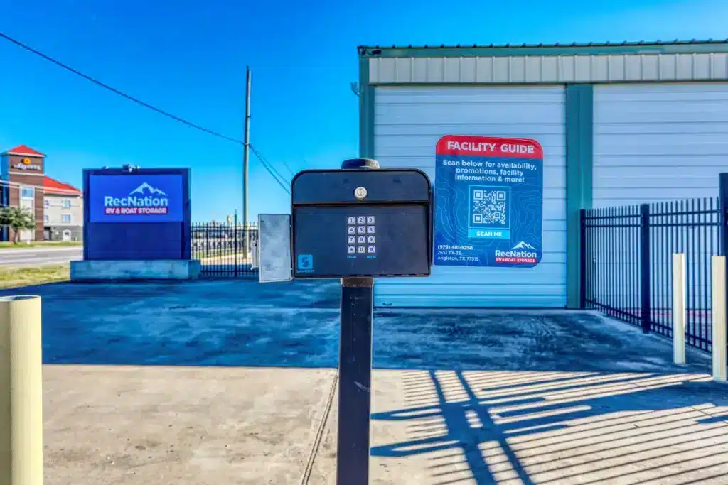 Fleet Parking Rosharon, Brazoria, Texas
