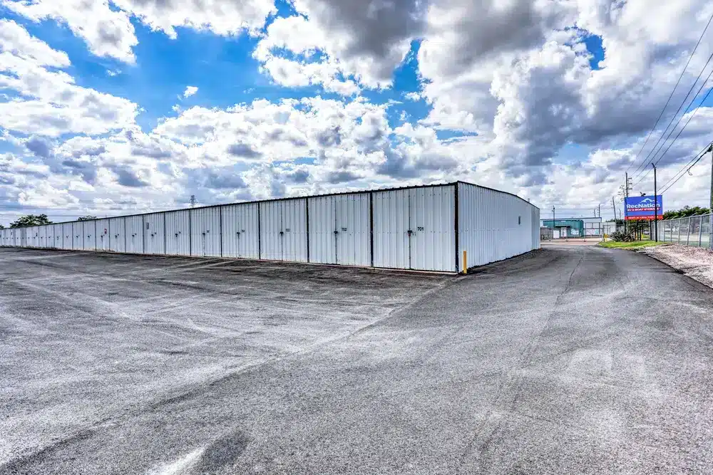 2L3A0050_10 Vehicle Storage Brookshire, Texas