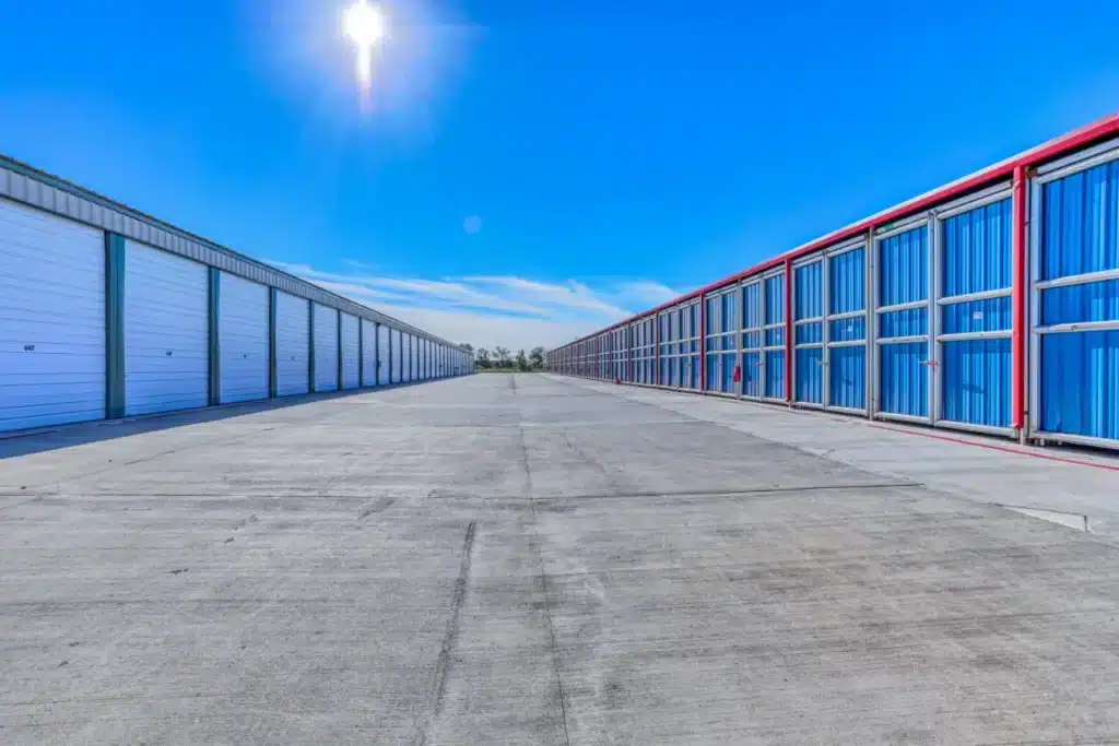 2L3A0184_37 Vehicle Storage West Columbia, Texas