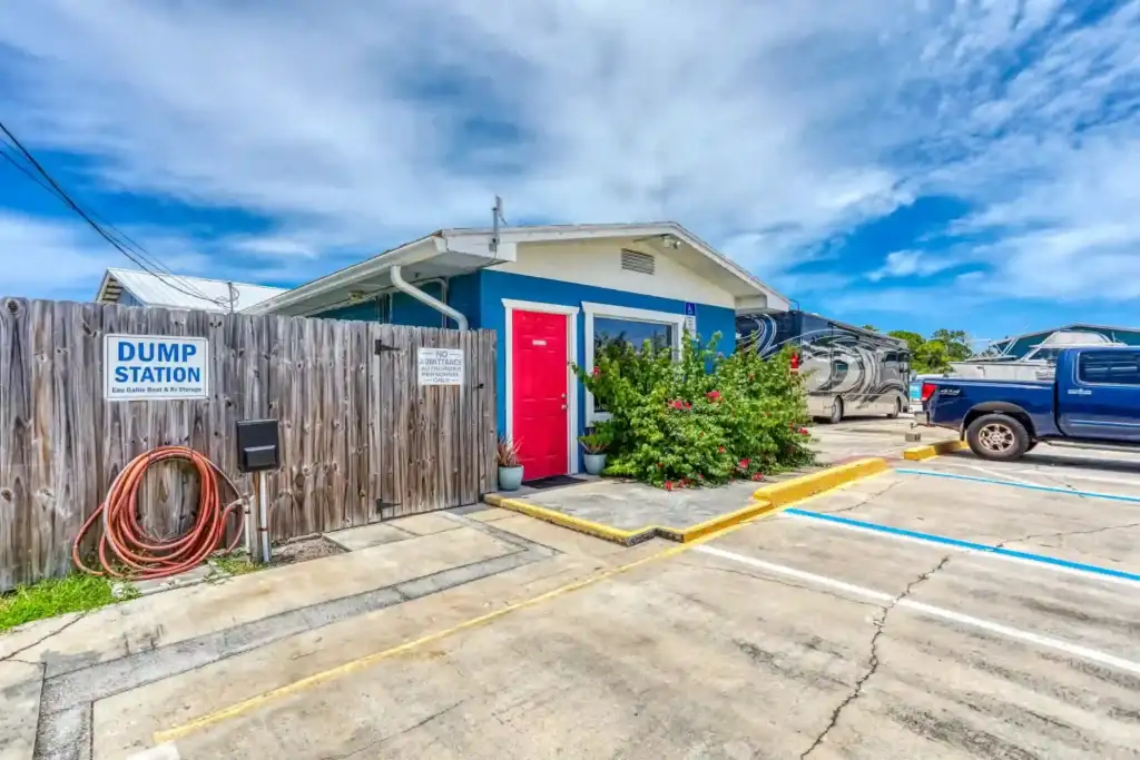 RecNation RV & Boat Storage
