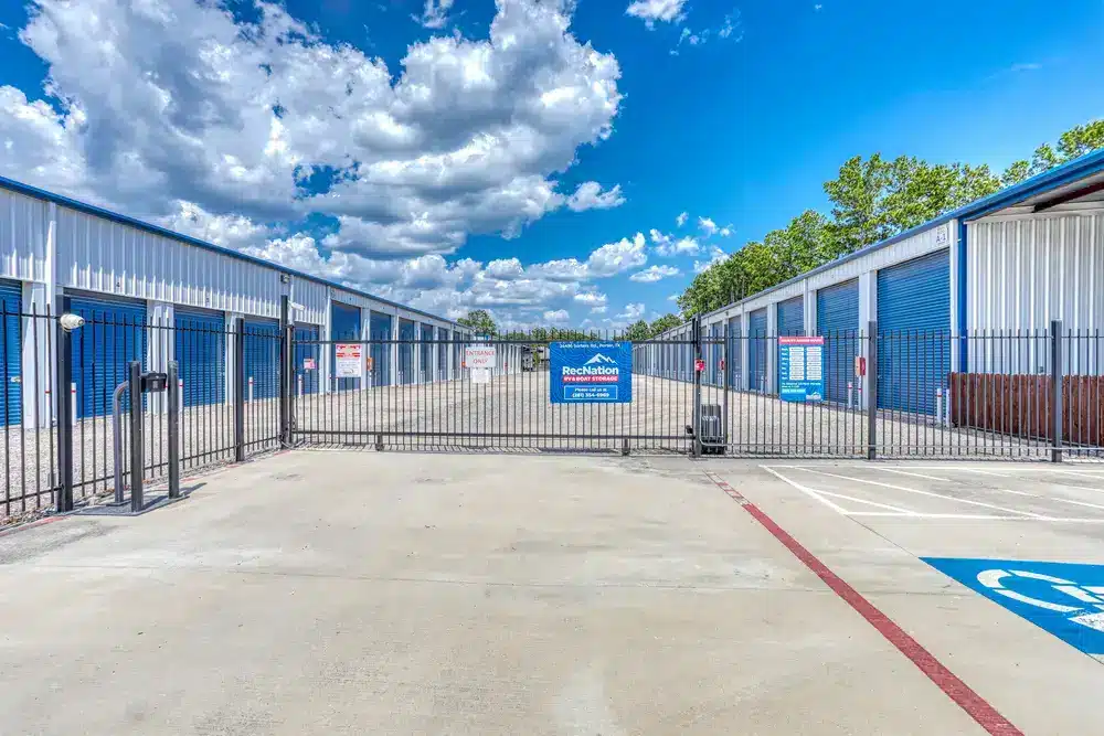 2L3A0205_41 Mechanic Workshop For Rent Dayton, Liberty, Texas