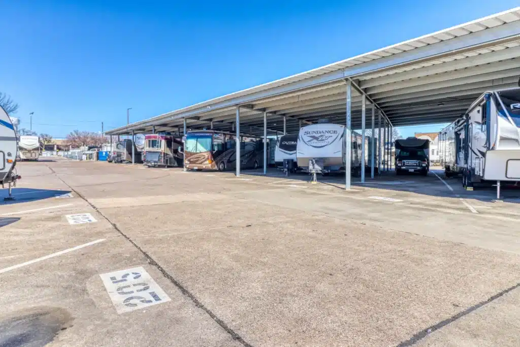 IMG_6489_20 Truck Parking Terrell, Texas