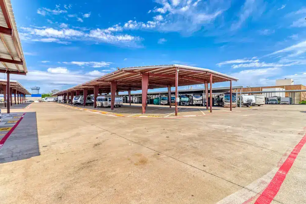 IMG_6674_16 Covered Parking The Colony, Texas