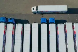 How to Start a Truck Parking Lot Business? Step-by-Step Guide